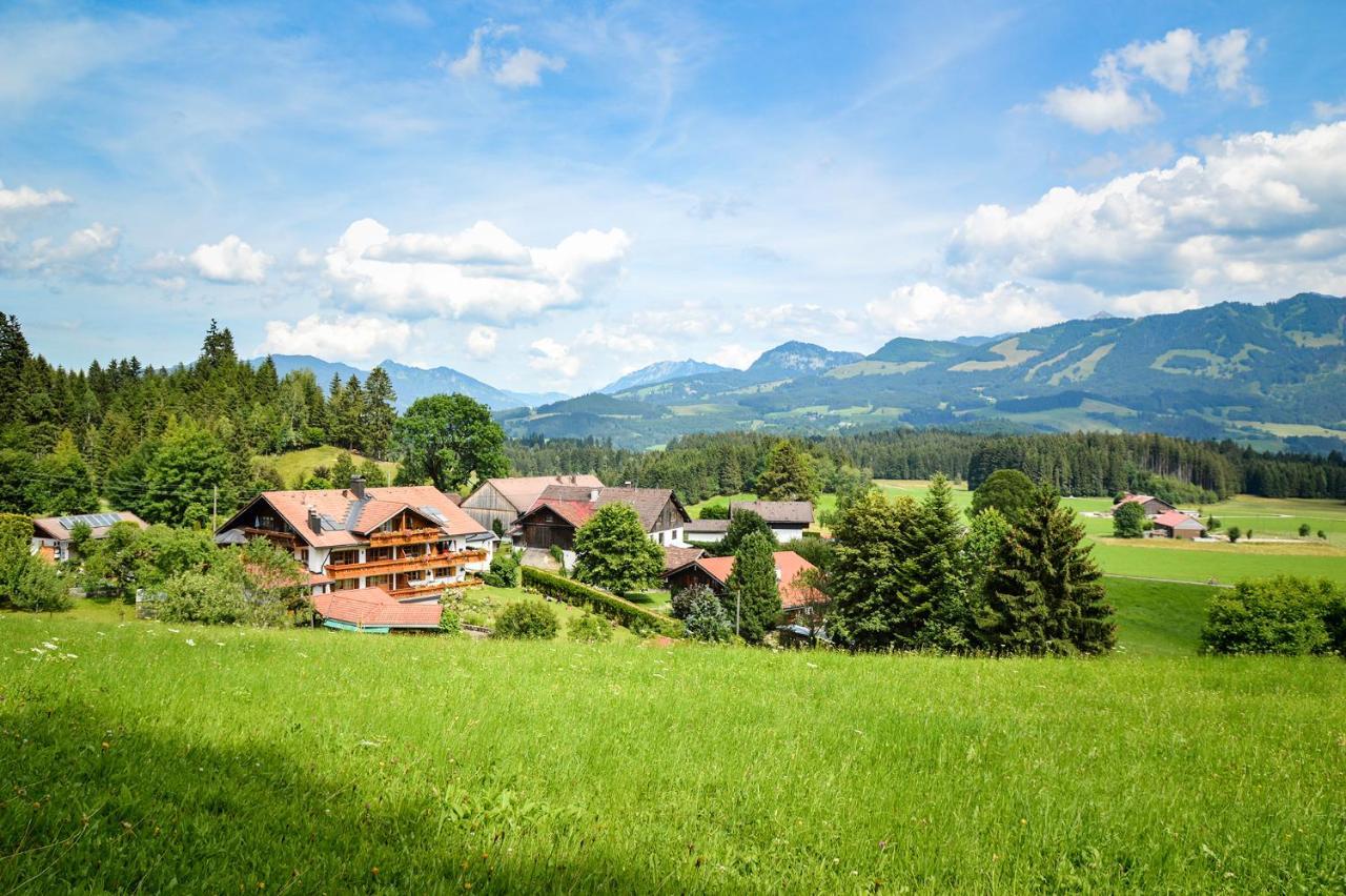 Gastehaus Sonnenberg Apartamento Bolsterlang Exterior foto